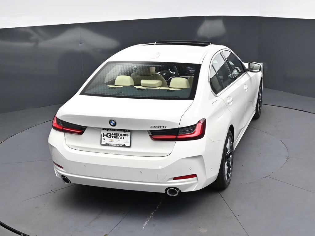 2026 Alpine White BMW 3 Series 330i RWD Sedan