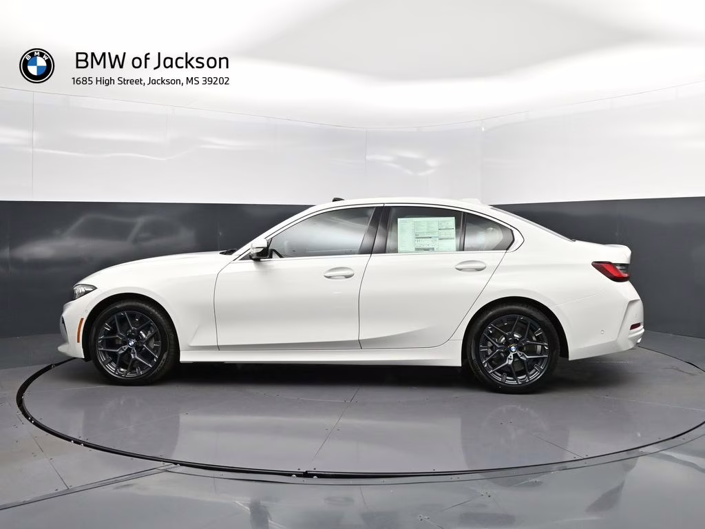 2026 Alpine White BMW 3 Series 330i RWD Sedan