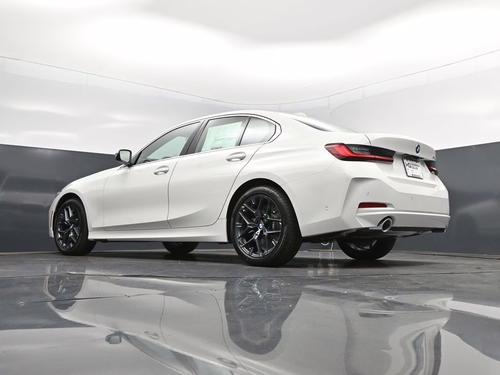 2026 Alpine White BMW 3 Series 330i RWD Sedan