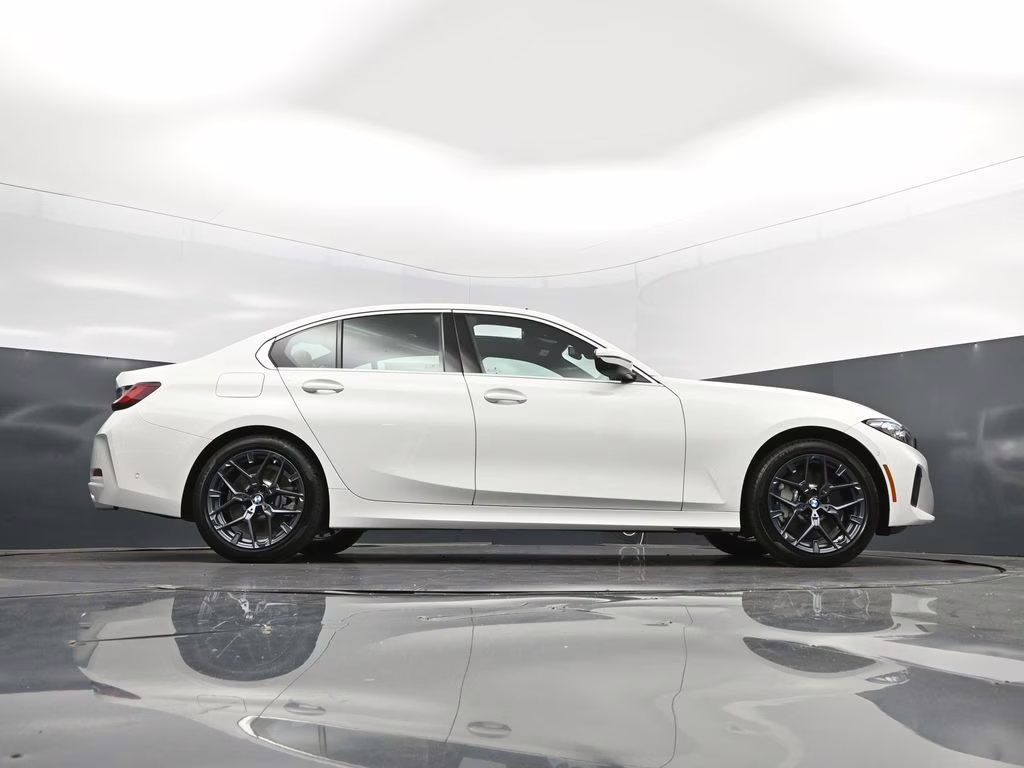 2026 Alpine White BMW 3 Series 330i RWD Sedan