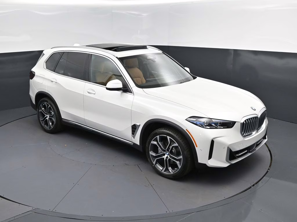 2026 Mineral White Metallic BMW X5 sDrive40i RWD SUV