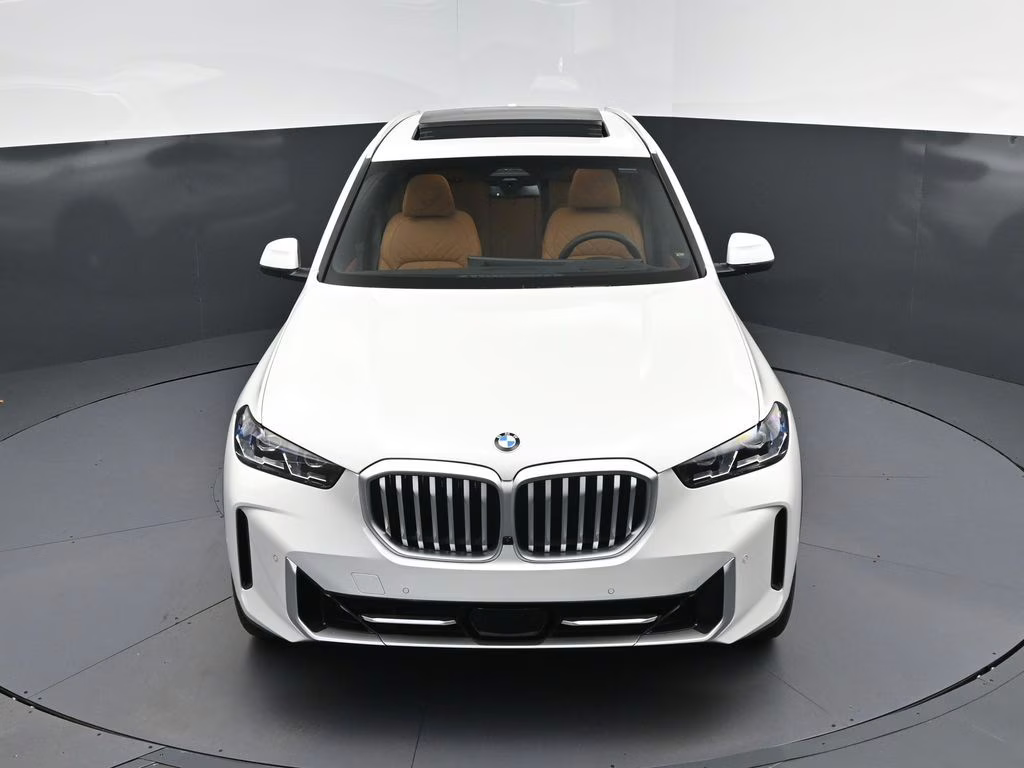 2026 Mineral White Metallic BMW X5 sDrive40i RWD SUV