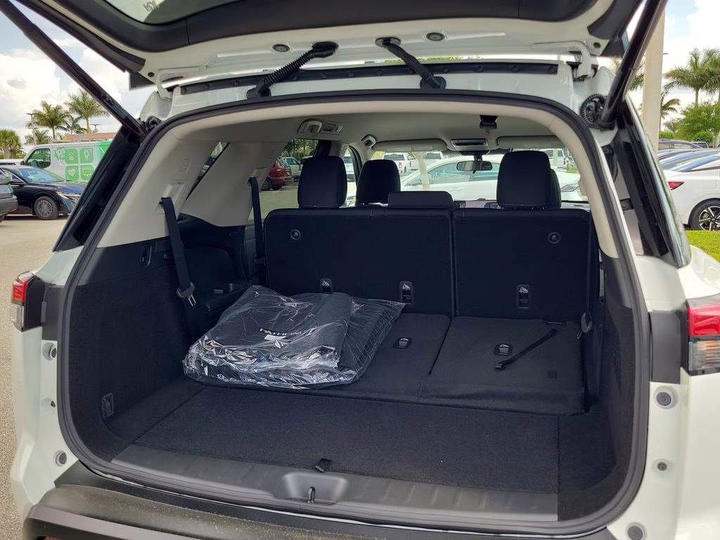 2026 Glacier White Nissan Pathfinder SV 4X4 SUV