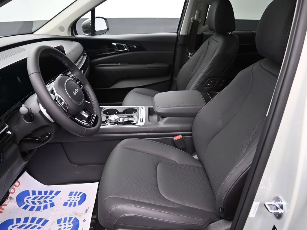 2026 Ivory Silver Kia Carnival Hybrid SX Prestige FWD Van