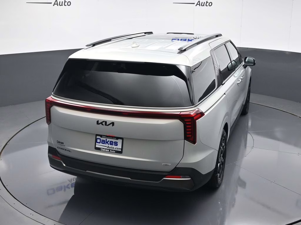 2026 Ivory Silver Kia Carnival Hybrid SX Prestige FWD Van