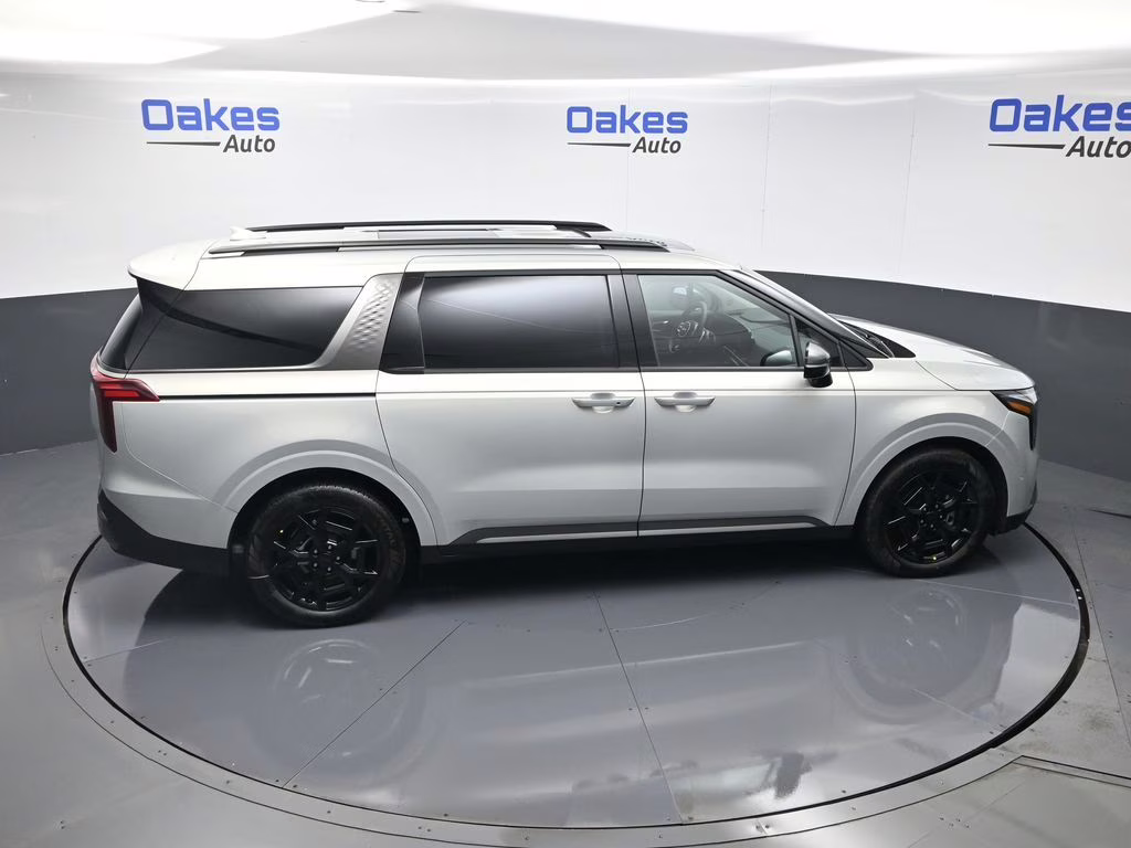 2026 Ivory Silver Kia Carnival Hybrid SX Prestige FWD Van