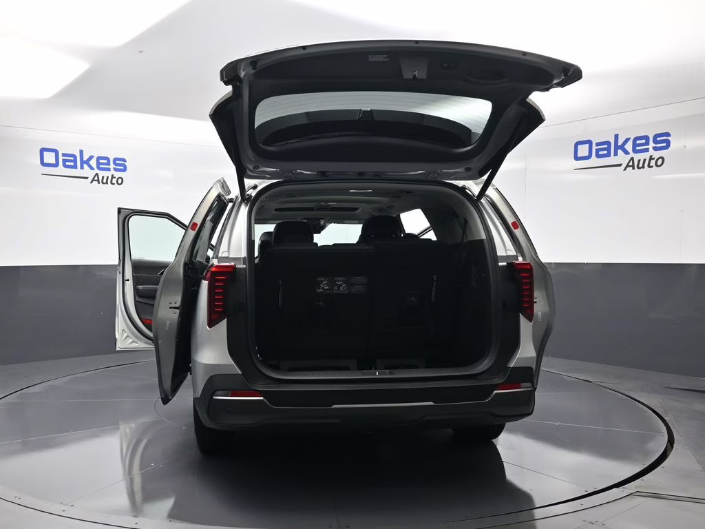 2026 Ivory Silver Kia Carnival Hybrid SX Prestige FWD Van