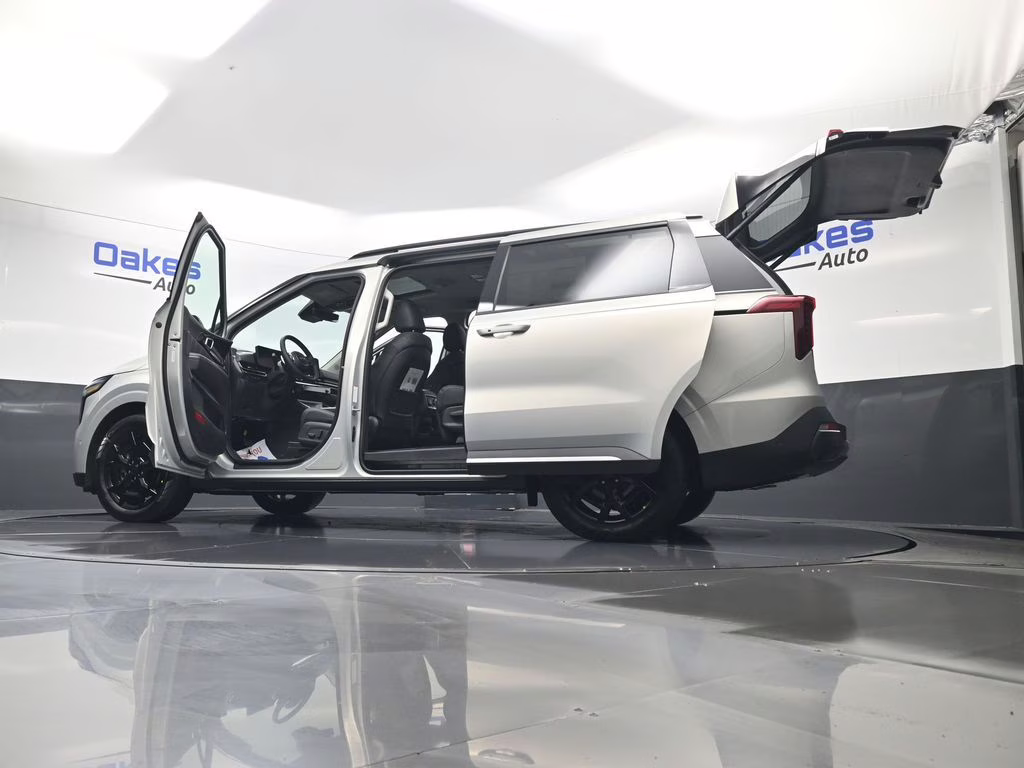 2026 Ivory Silver Kia Carnival Hybrid SX Prestige FWD Van