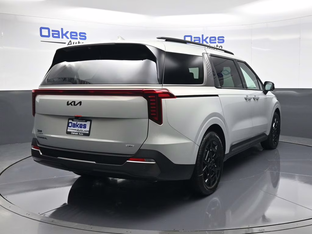 2026 Ivory Silver Kia Carnival Hybrid SX Prestige FWD Van