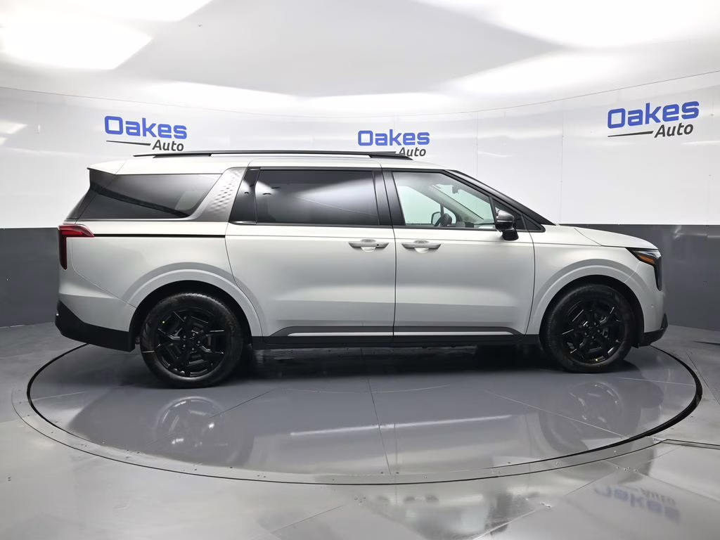 2026 Ivory Silver Kia Carnival Hybrid SX Prestige FWD Van