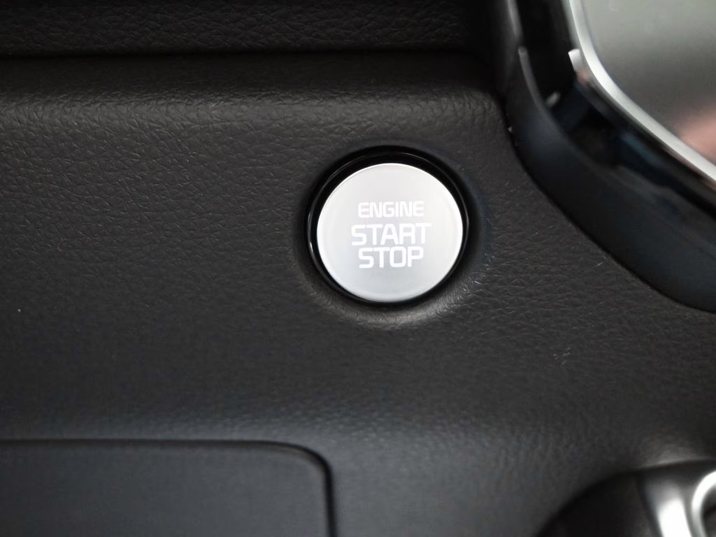 2026 Ivory Silver Kia Carnival Hybrid SX Prestige FWD Van