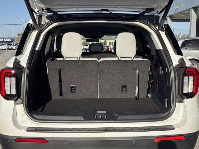 2026 Ford Explorer Active RWD SUV