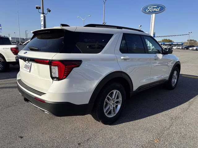 2026 Ford Explorer Active RWD SUV