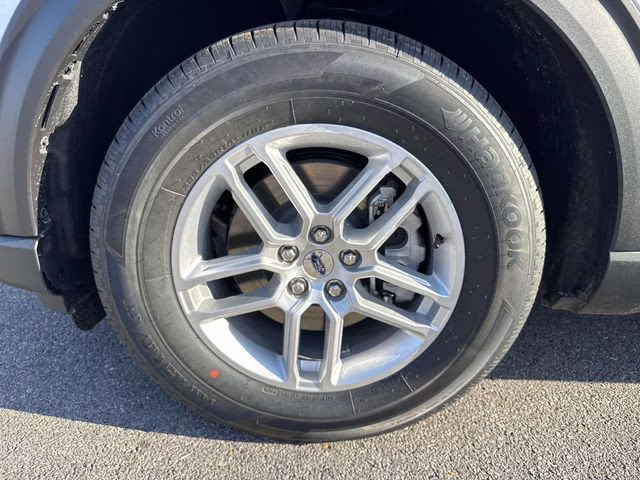 2026 Ford Explorer Active RWD SUV