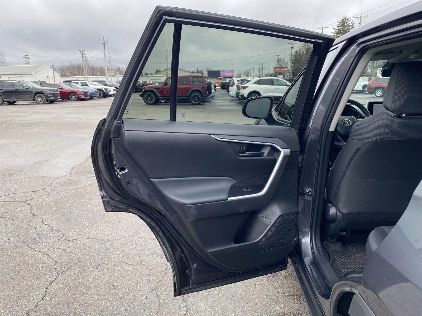 2025 Magnetic Gray Metallic Toyota RAV4 LE FWD SUV