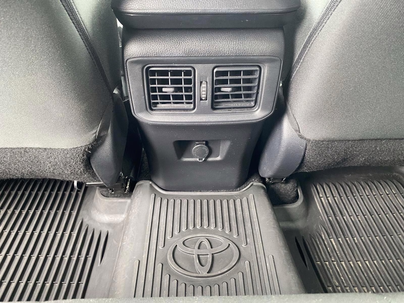 2025 Magnetic Gray Metallic Toyota RAV4 LE FWD SUV