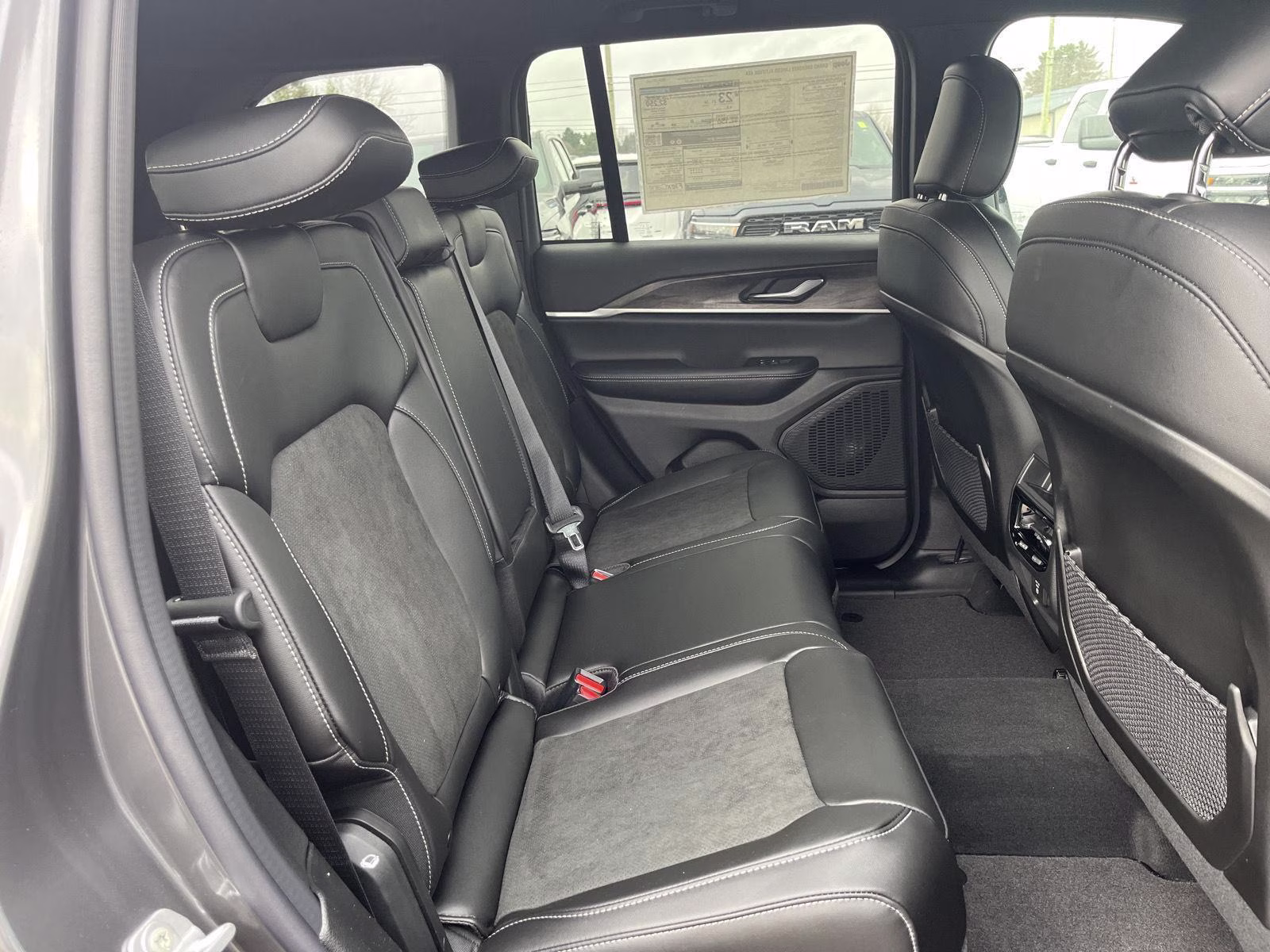 2026 Baltic Gray Metallic Clearcoat Jeep Grand Cherokee Laredo Altitude 4X4 SUV