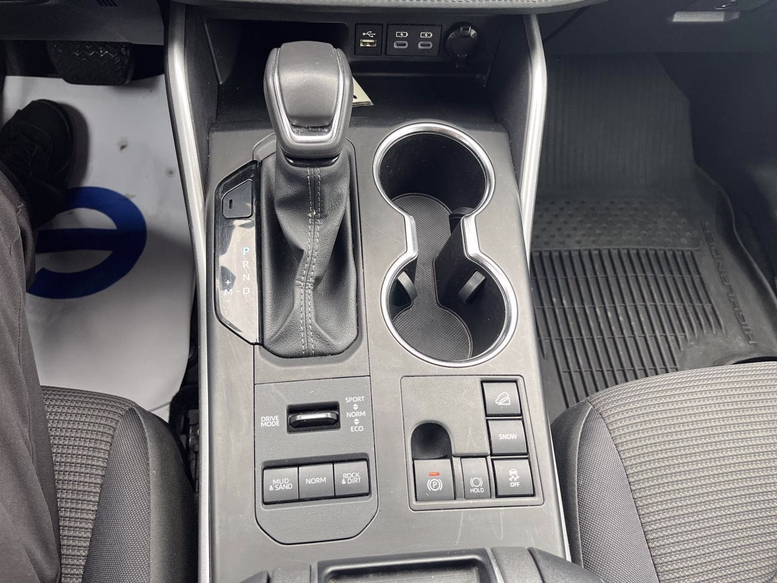 2024 Ruby Flare Pearl Toyota HIGHLANDER LE/X AWD Crossover