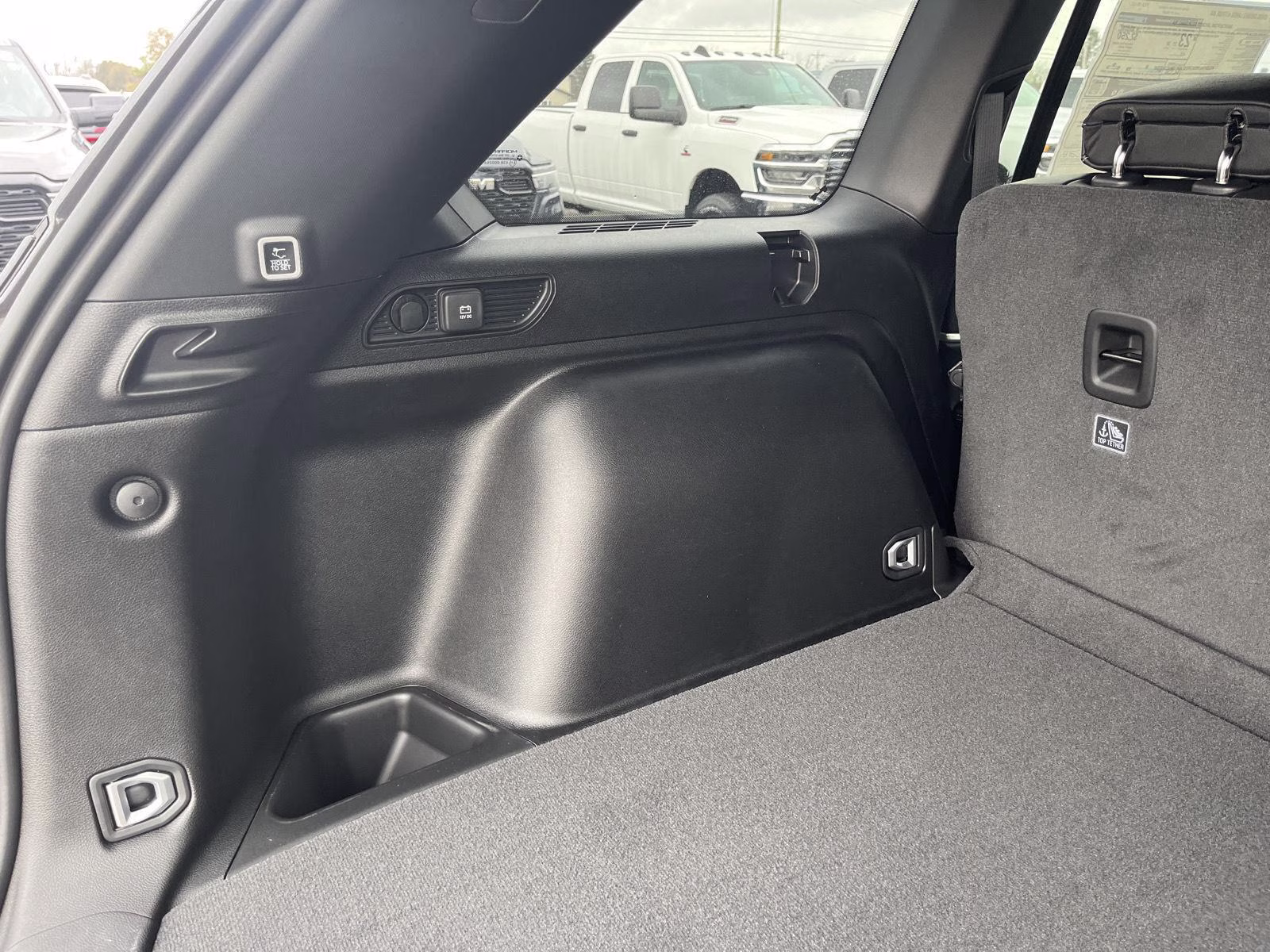 2026 Baltic Gray Metallic Clearcoat Jeep Grand Cherokee Laredo Altitude 4X4 SUV