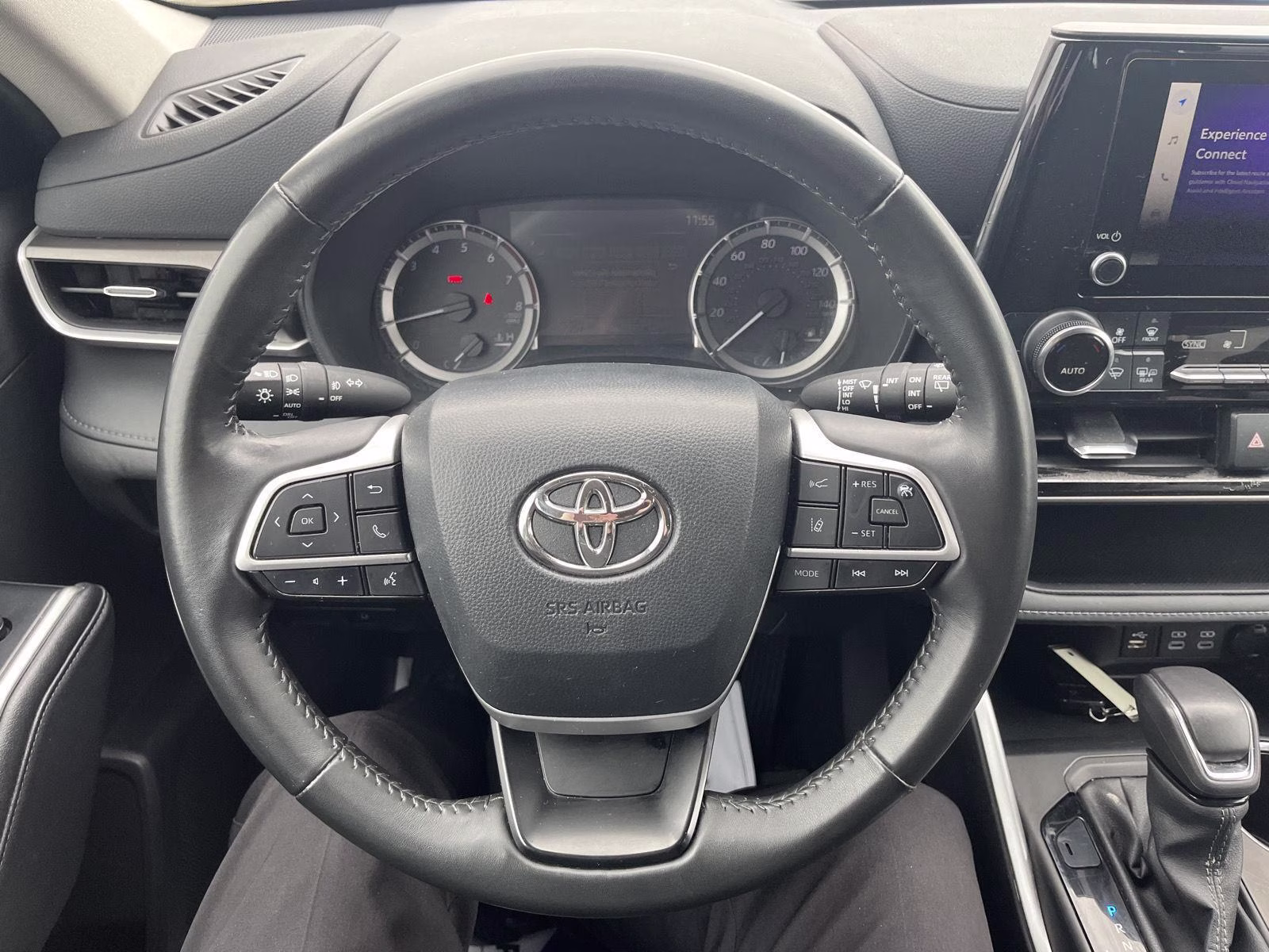 2024 Ruby Flare Pearl Toyota HIGHLANDER LE/X AWD Crossover