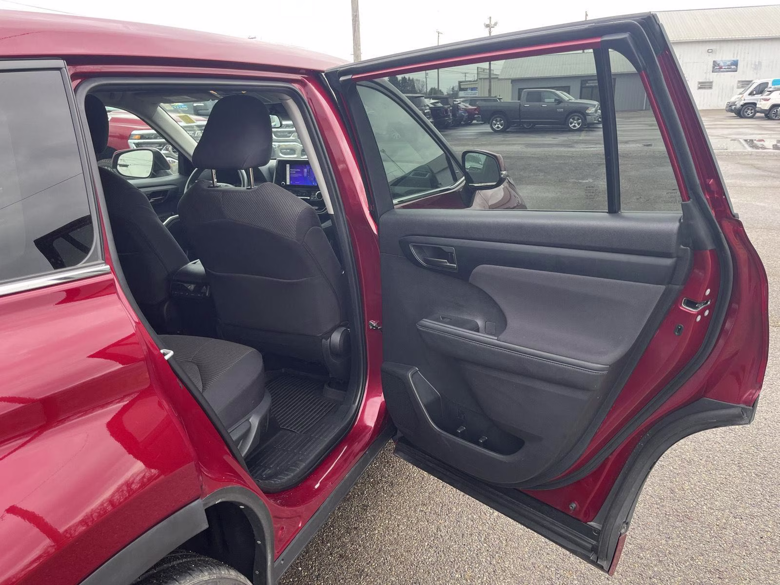 2024 Ruby Flare Pearl Toyota HIGHLANDER LE/X AWD Crossover