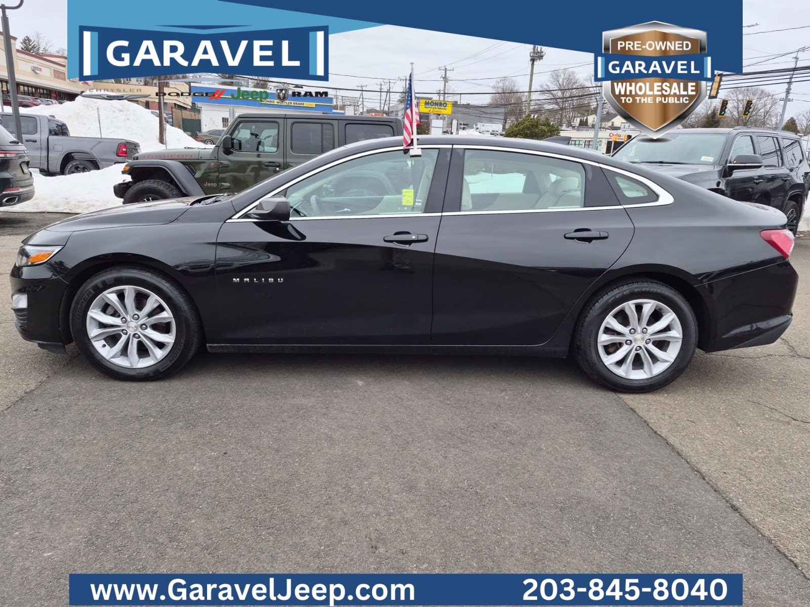 2019 Mosaic Black Metallic Chevrolet Malibu LT FWD Sedan