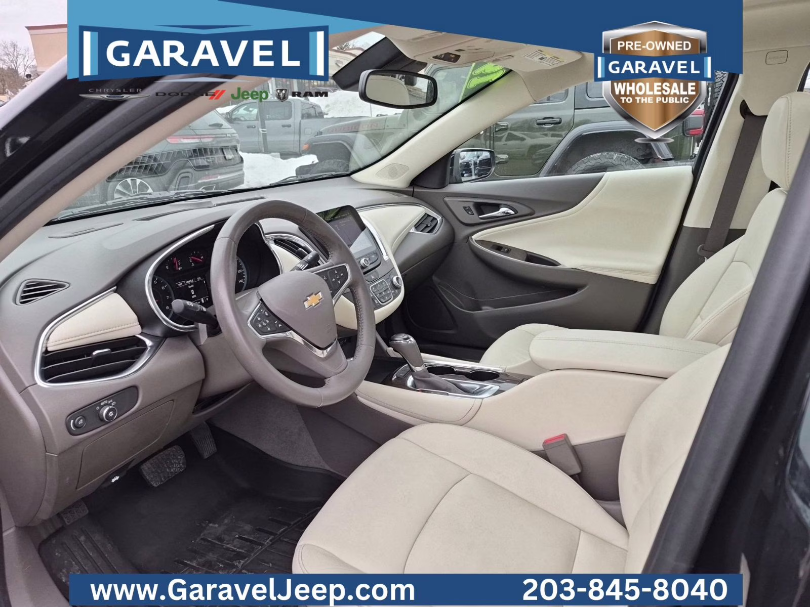 2019 Mosaic Black Metallic Chevrolet Malibu LT FWD Sedan