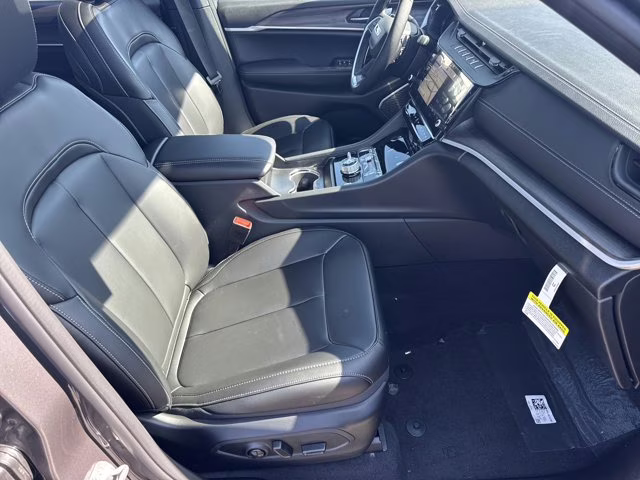 2026 Baltic Gray Metallic Clearcoat Jeep Grand Cherokee L Limited 4X4 SUV