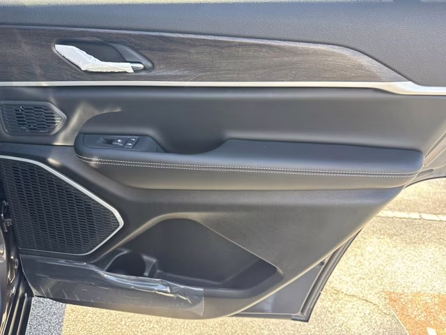 2026 Baltic Gray Metallic Clearcoat Jeep Grand Cherokee L Limited 4X4 SUV