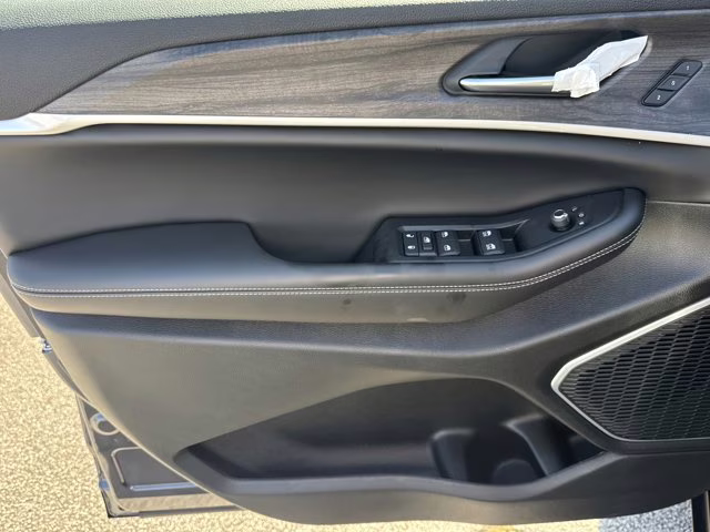 2026 Baltic Gray Metallic Clearcoat Jeep Grand Cherokee L Limited 4X4 SUV