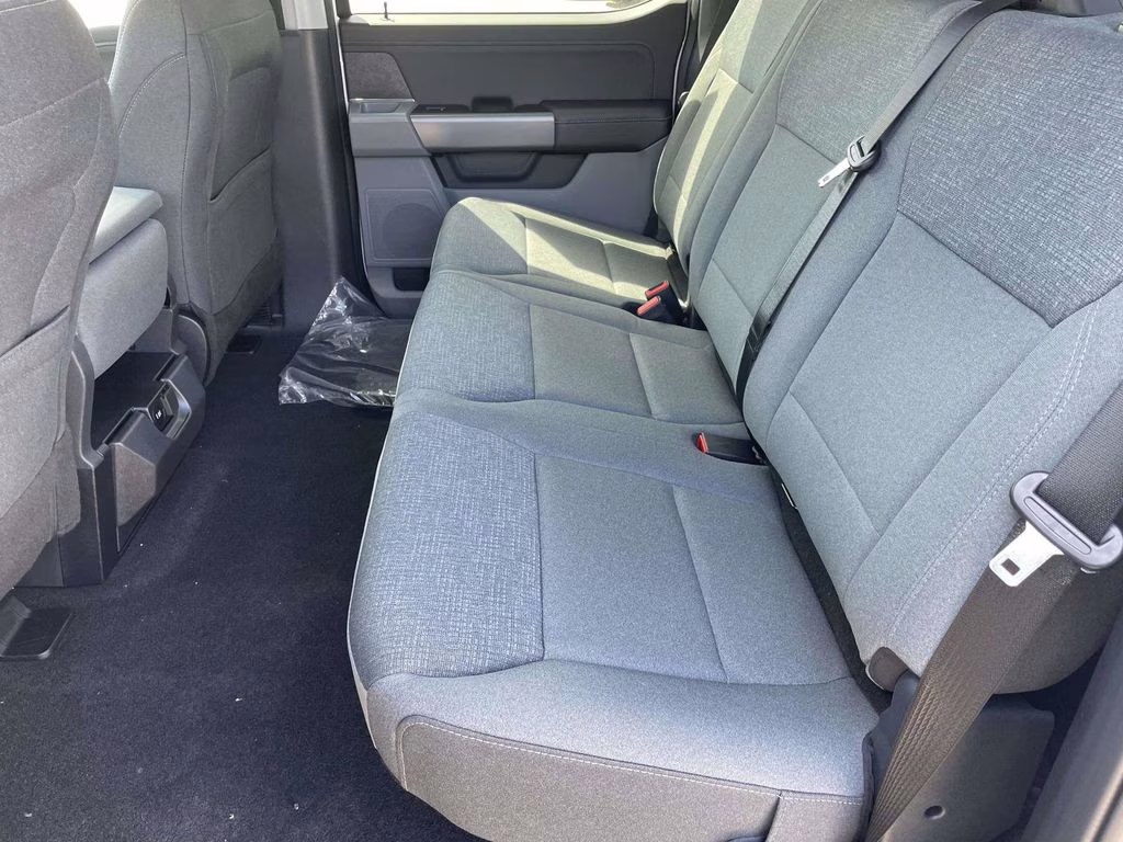 2026 Oxford White Ford F-150 XLT 4X4 Truck