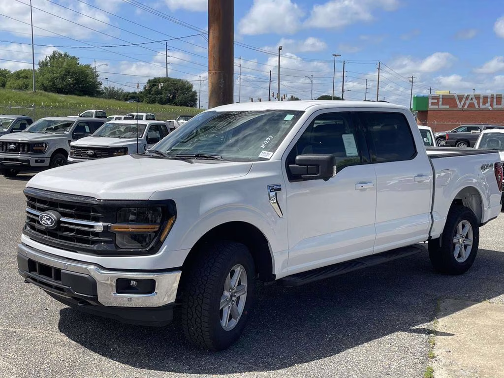 2026 Oxford White Ford F-150 XLT 4X4 Truck