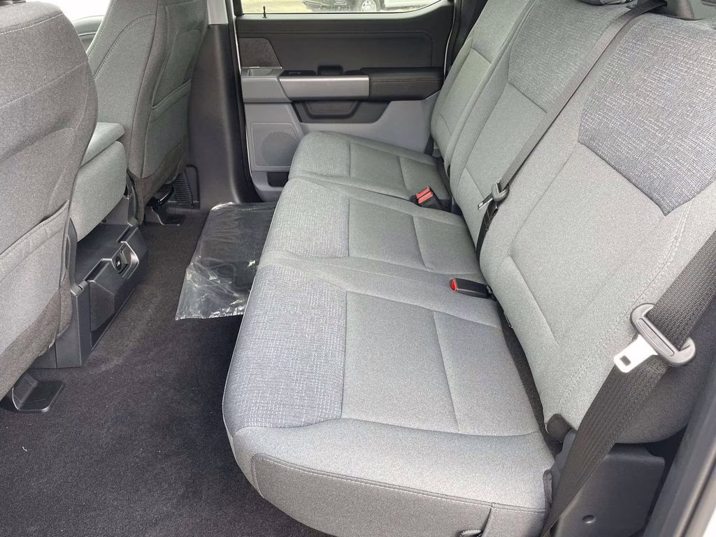 2026 Oxford White Ford F-150 XLT 4X4 Truck