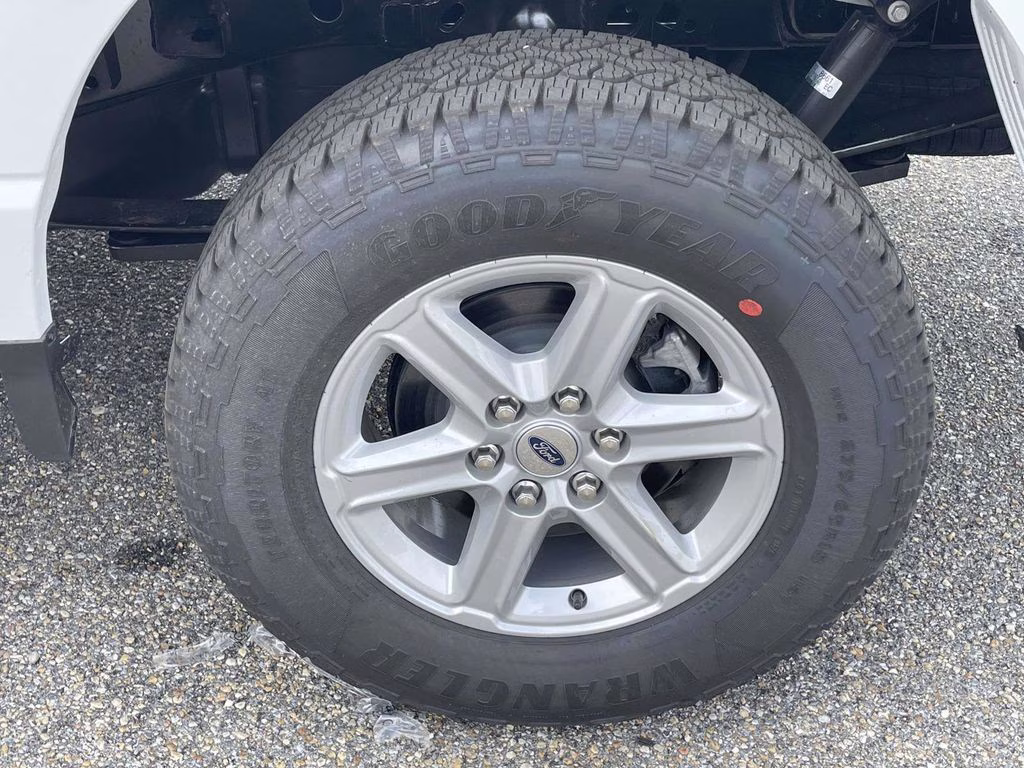 2026 Oxford White Ford F-150 XLT 4X4 Truck