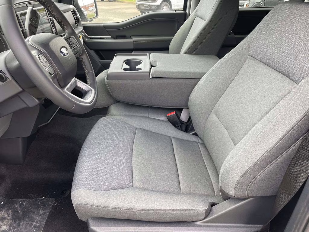 2026 Oxford White Ford F-150 XLT 4X4 Truck