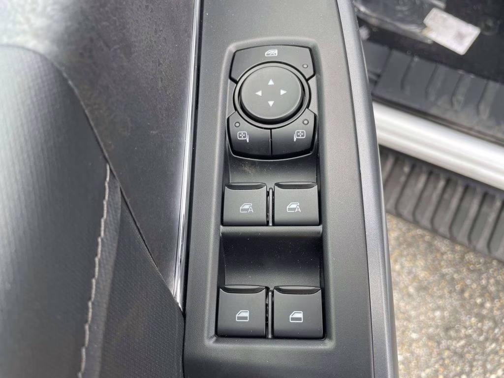 2026 Oxford White Ford F-150 XLT 4X4 Truck