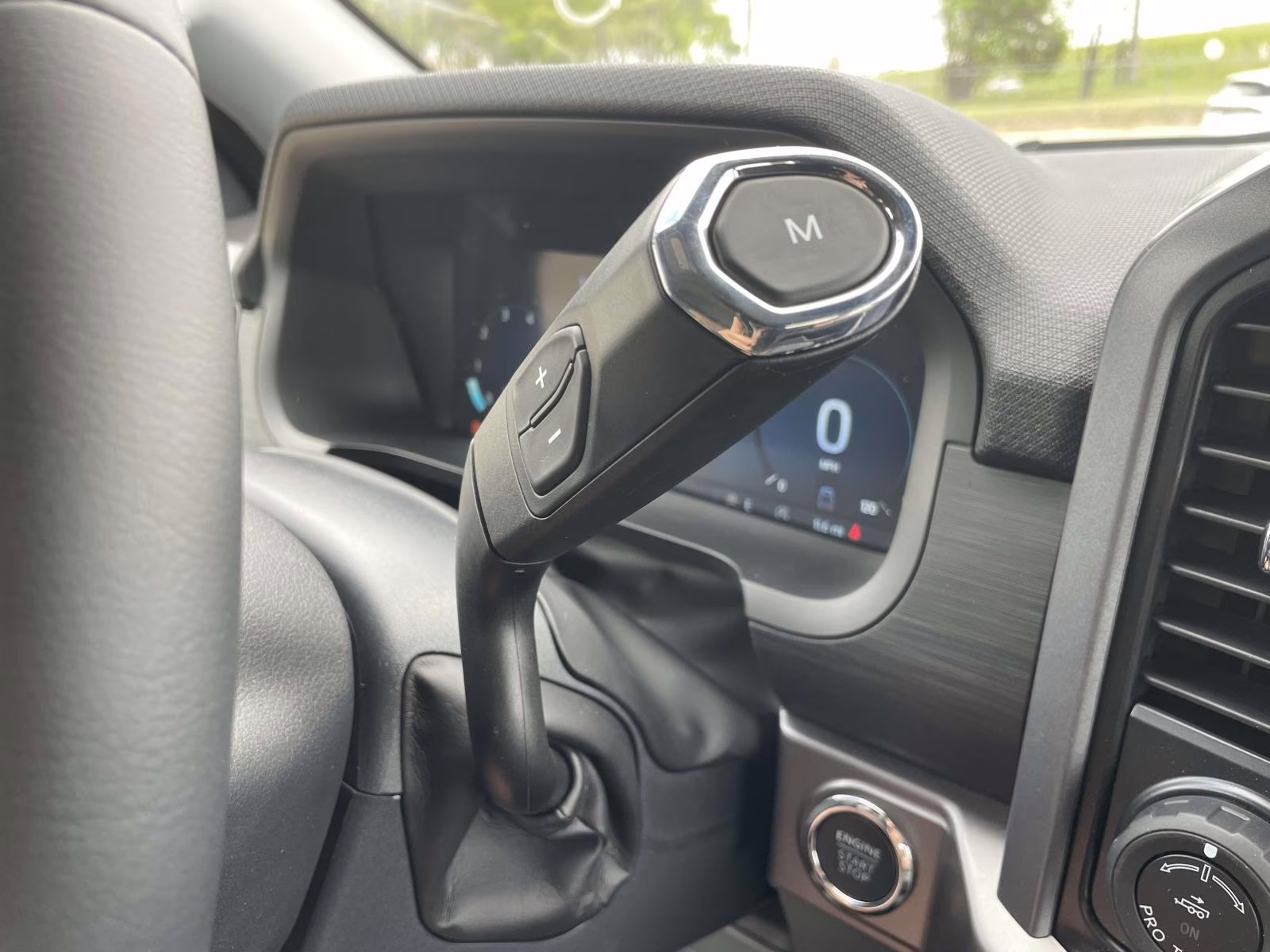 2026 Oxford White Ford F-150 XLT 4X4 Truck