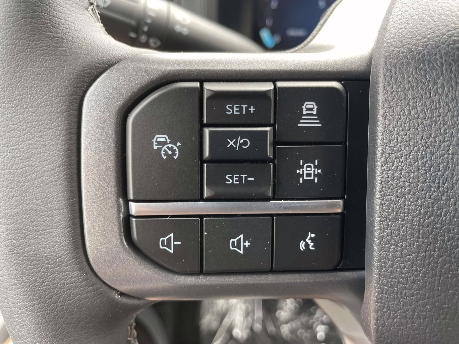 2026 Oxford White Ford F-150 XLT 4X4 Truck