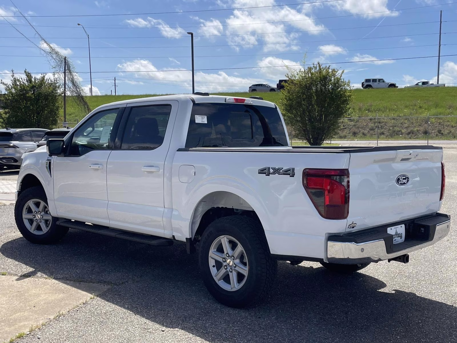 2026 Oxford White Ford F-150 XLT 4X4 Truck