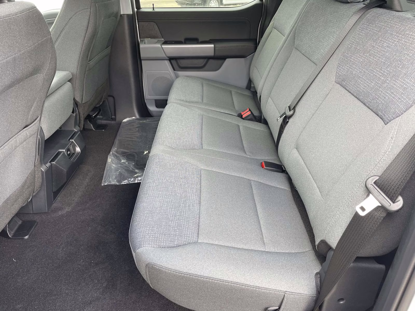 2026 Oxford White Ford F-150 XLT 4X4 Truck