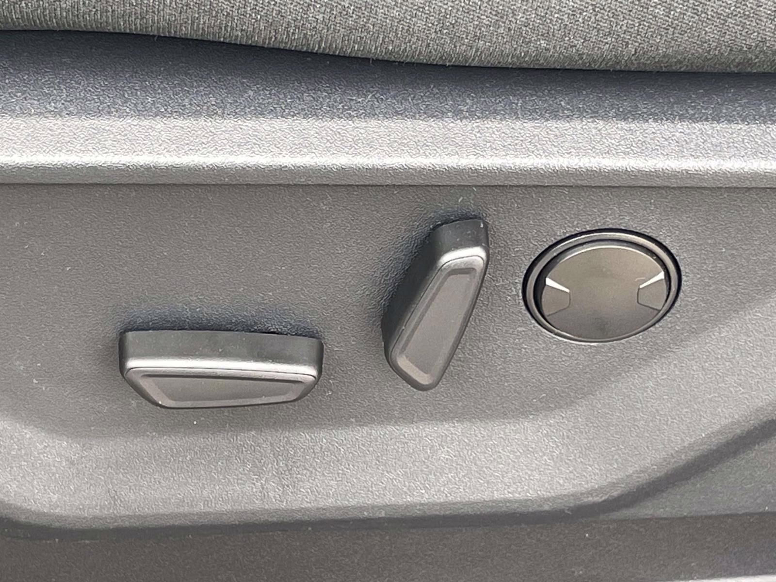 2026 Oxford White Ford F-150 XLT 4X4 Truck