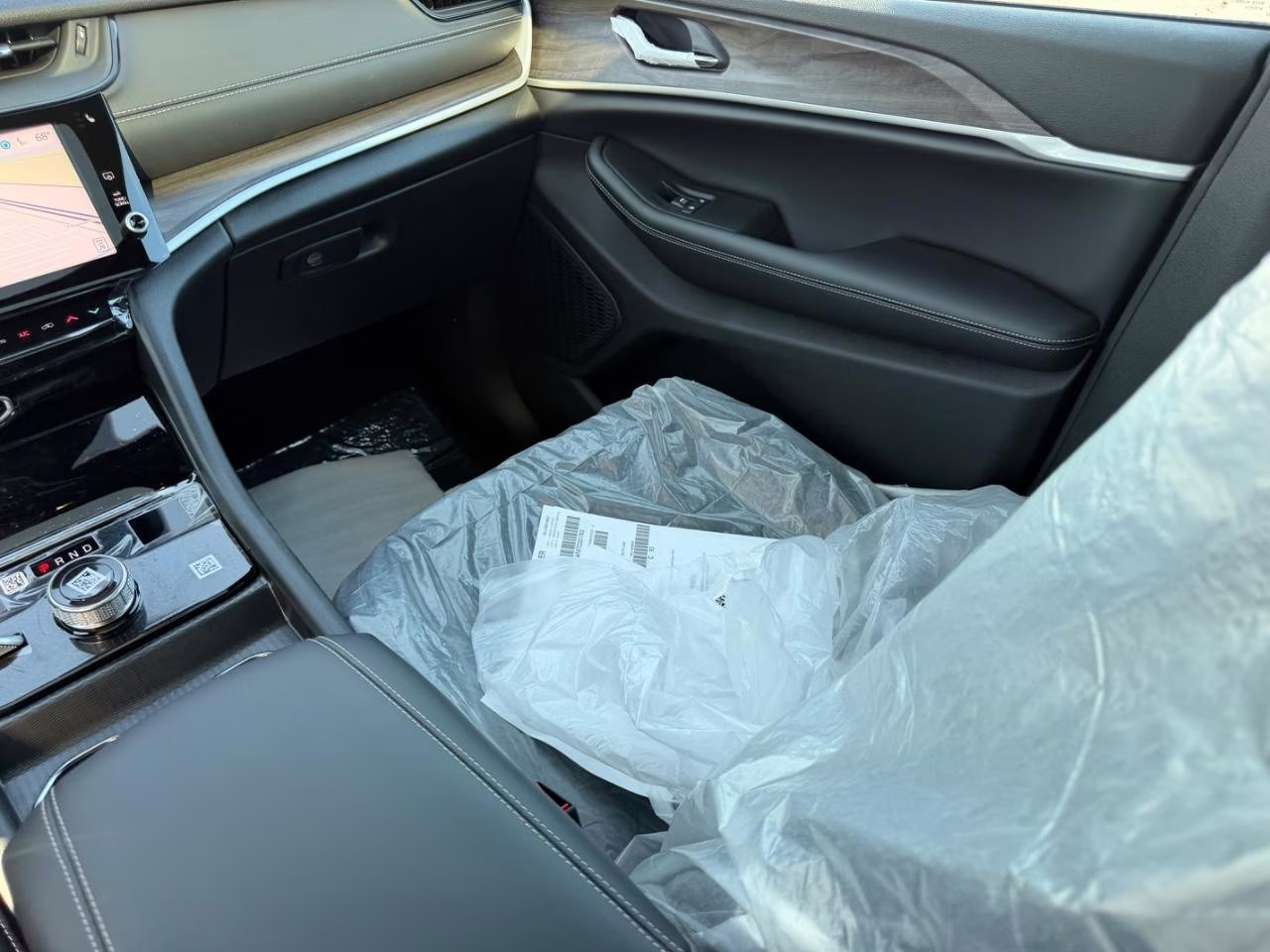 2026 Baltic Gray Metallic Clearcoat Jeep Grand Cherokee Laredo 4X4 SUV