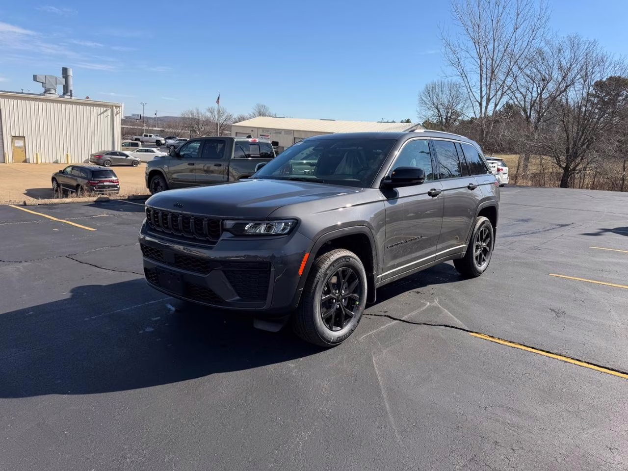 2026 Baltic Gray Metallic Clearcoat Jeep Grand Cherokee Laredo 4X4 SUV