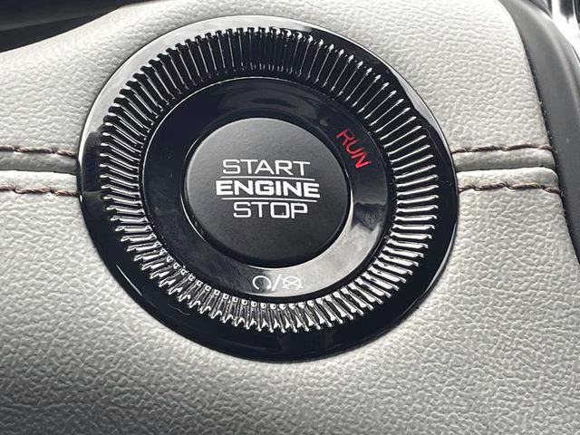 2024 Bright White Clearcoat Jeep Compass Limited 4X4 SUV