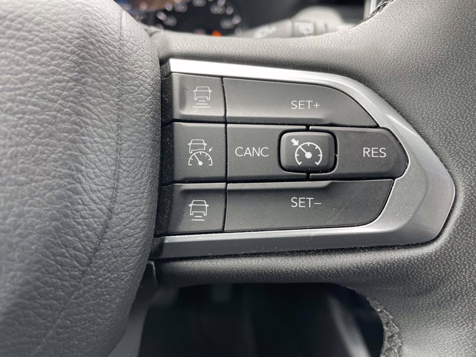 2024 Bright White Clearcoat Jeep Compass Limited 4X4 SUV