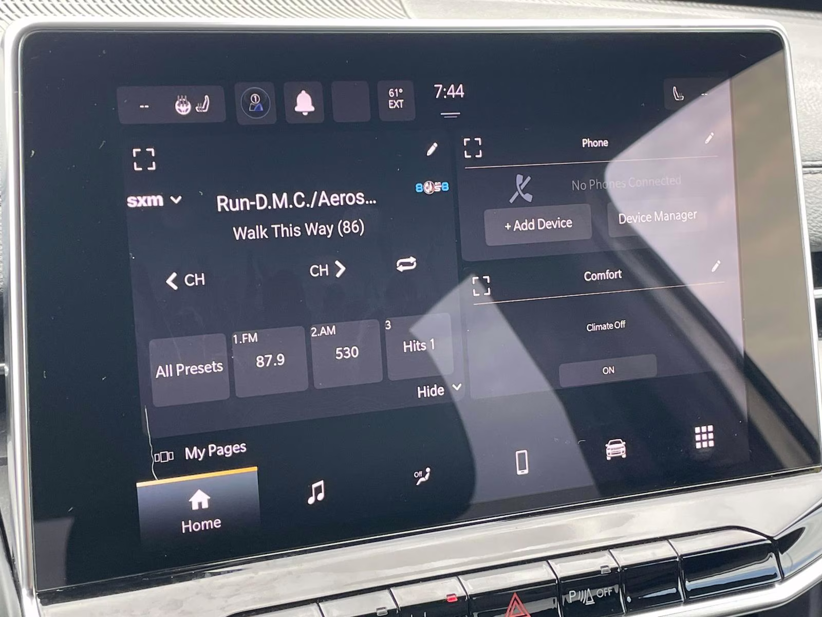 2024 Bright White Clearcoat Jeep Compass Limited 4X4 SUV