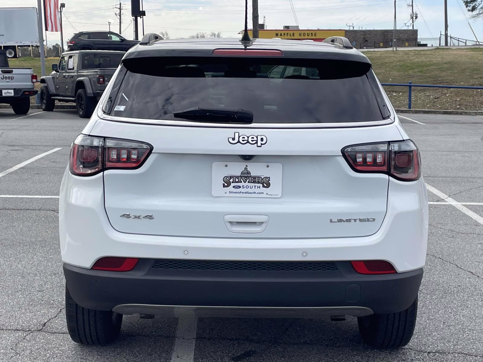 2024 Bright White Clearcoat Jeep Compass Limited 4X4 SUV
