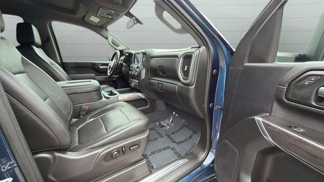 2020 Northsky Blue Metallic Chevrolet Silverado 2500HD LTZ 4X4 Truck