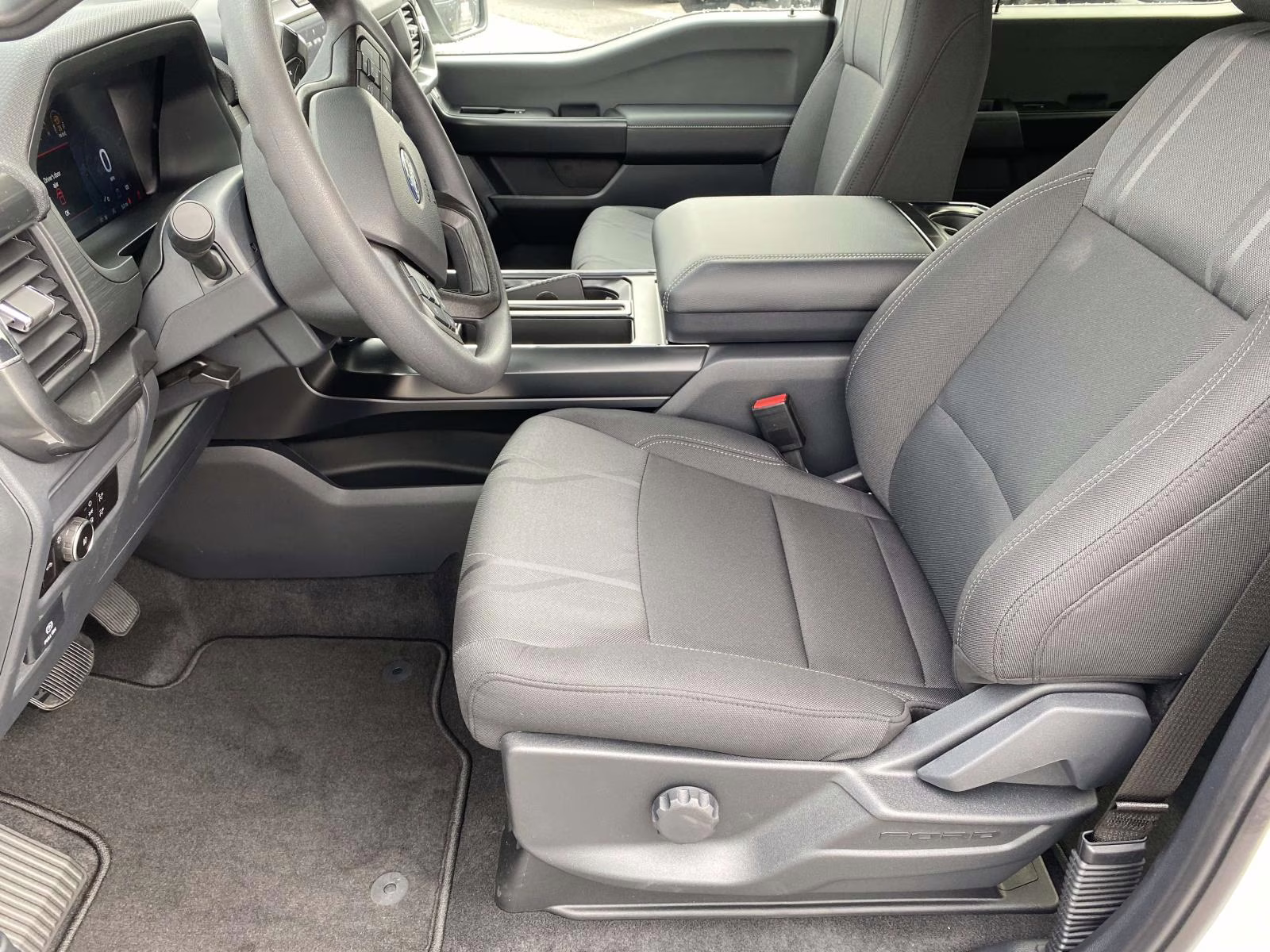 2026 Oxford White Ford F-150 STX 4X4 Truck