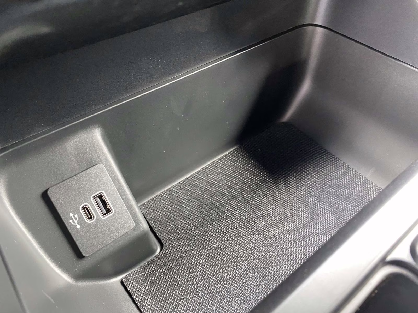 2026 Oxford White Ford F-150 STX 4X4 Truck